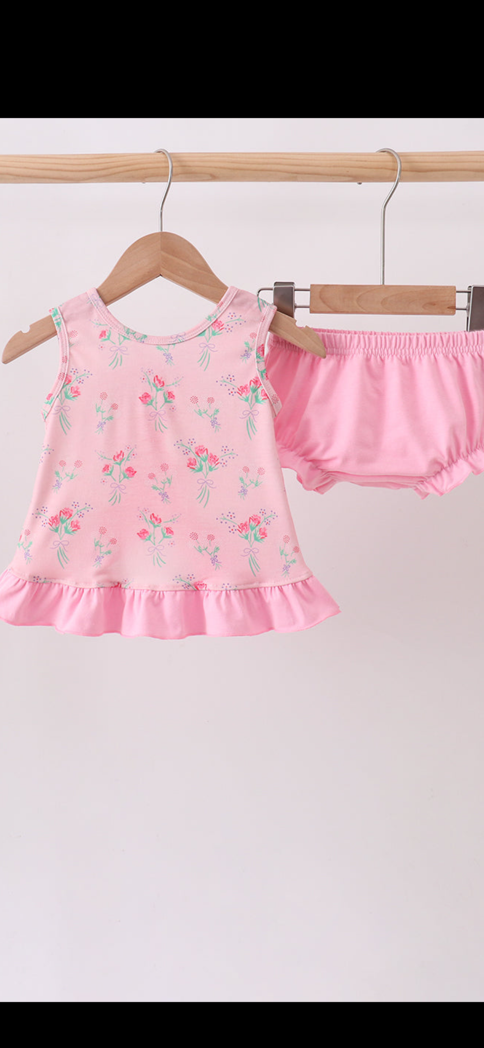 Pink floral ruffle bloomer set