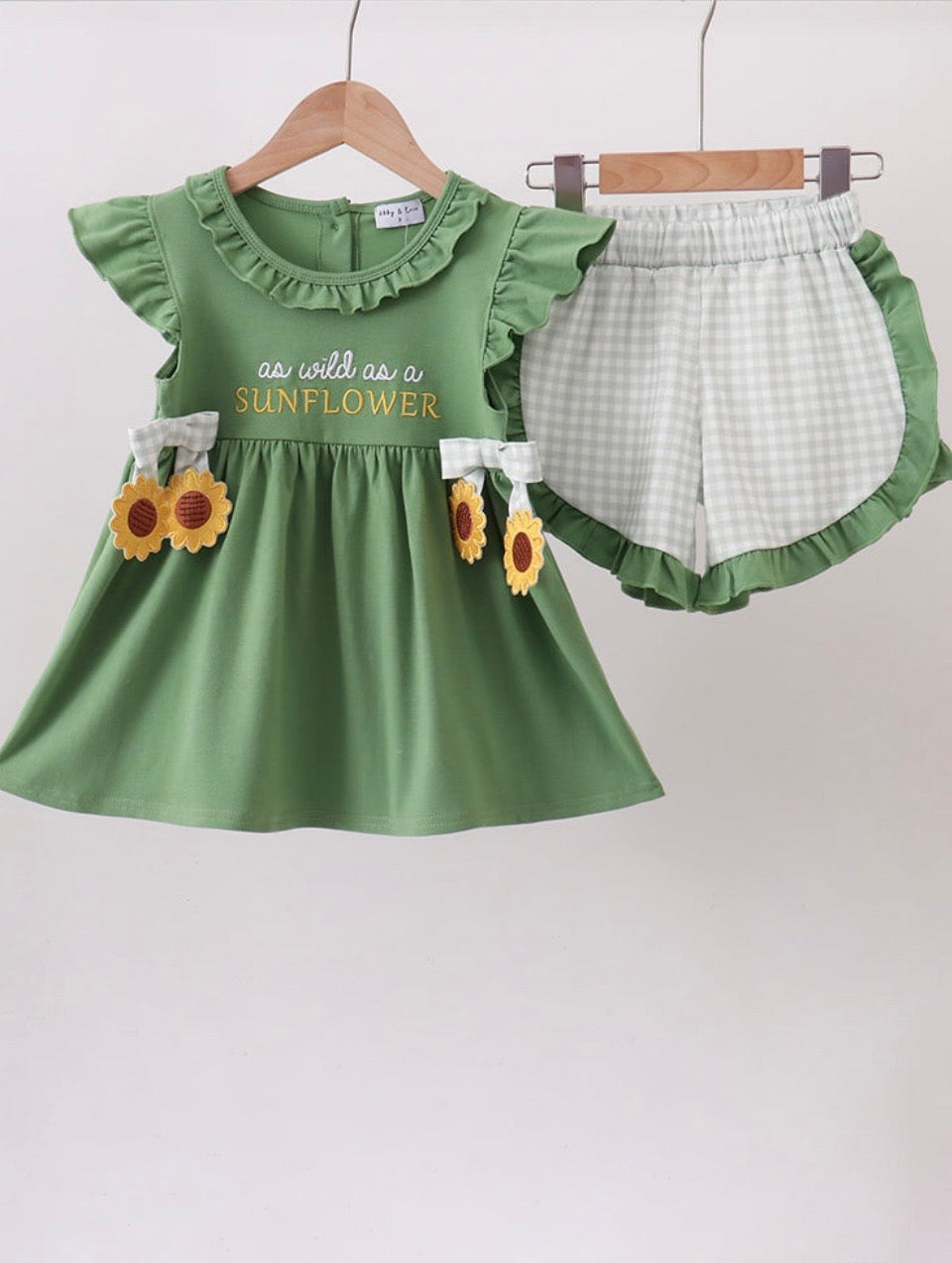 Green sunflower short set