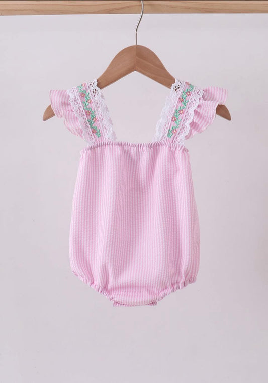 Pink seersucker ruffle bubble