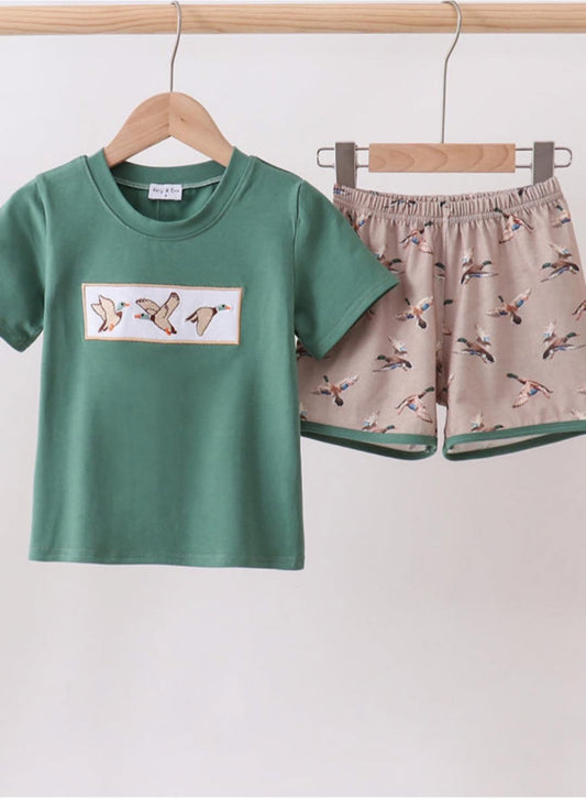 Green mallard embroidery short set